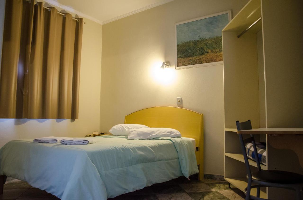Hotel Pousada Do Leao Lençóis Paulista Kültér fotó