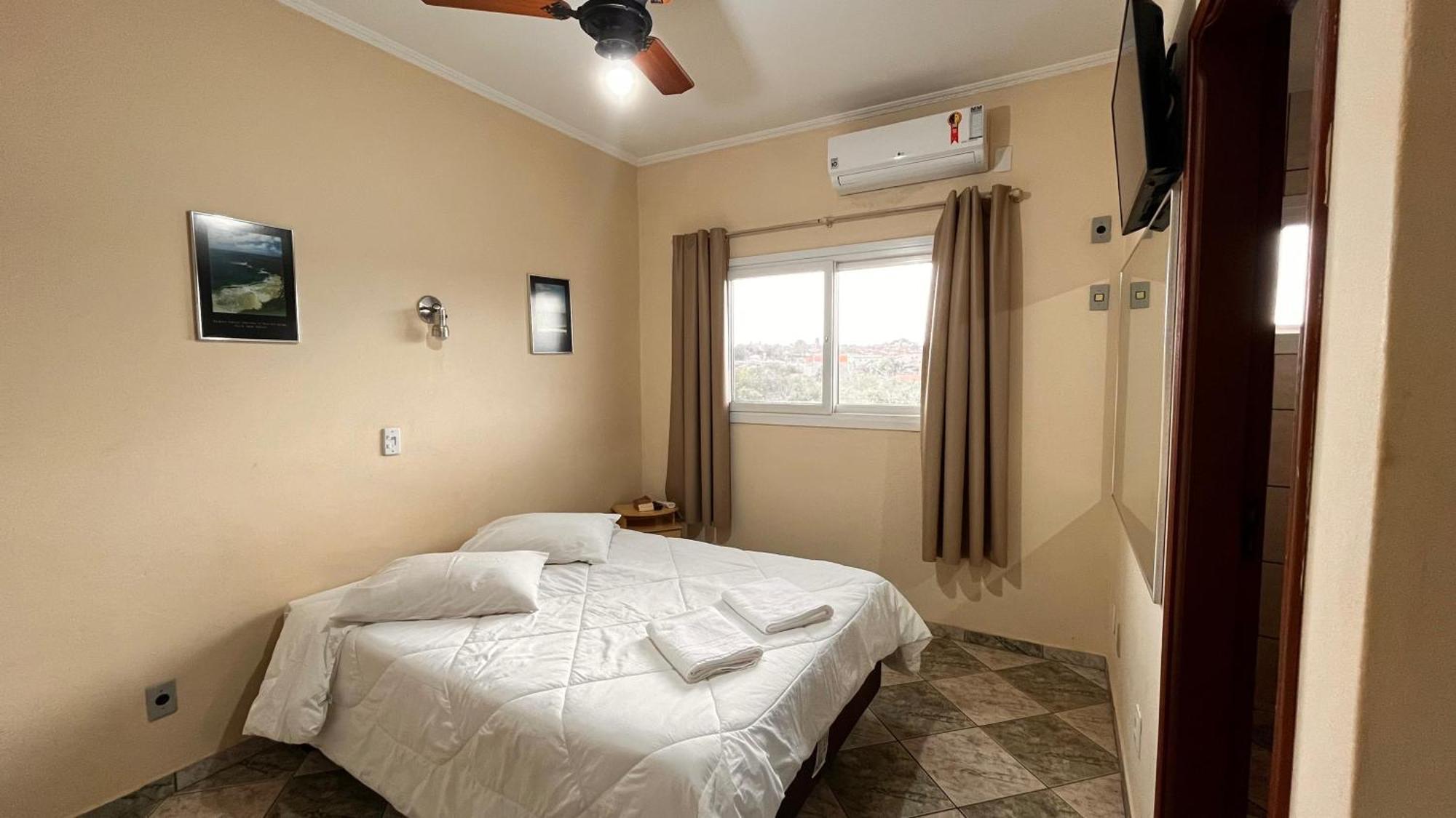 Hotel Pousada Do Leao Lençóis Paulista Kültér fotó